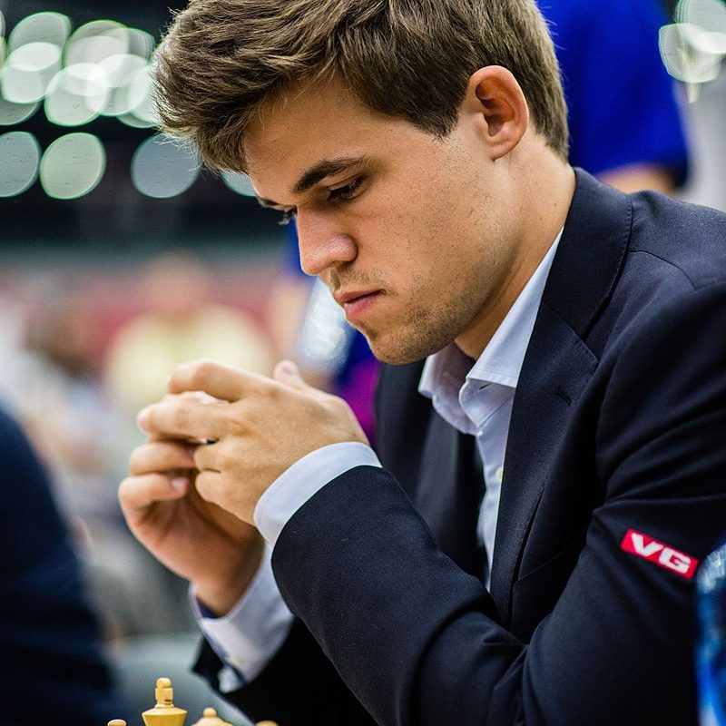 Magnus Carlsen vs Alireza Firouzja